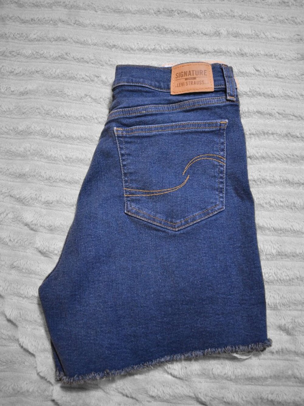 Levi Strauss High Waist Shorts 10 or 30w
